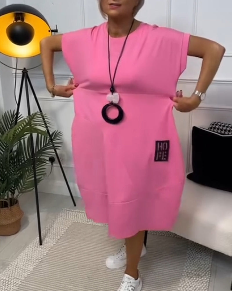 Cleo - Stylowa Sukienka z Krótkim Rękawem