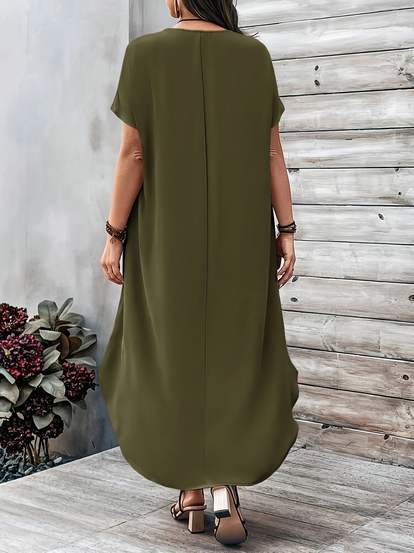 Emilia - Sukienka w Stylu Luźnym