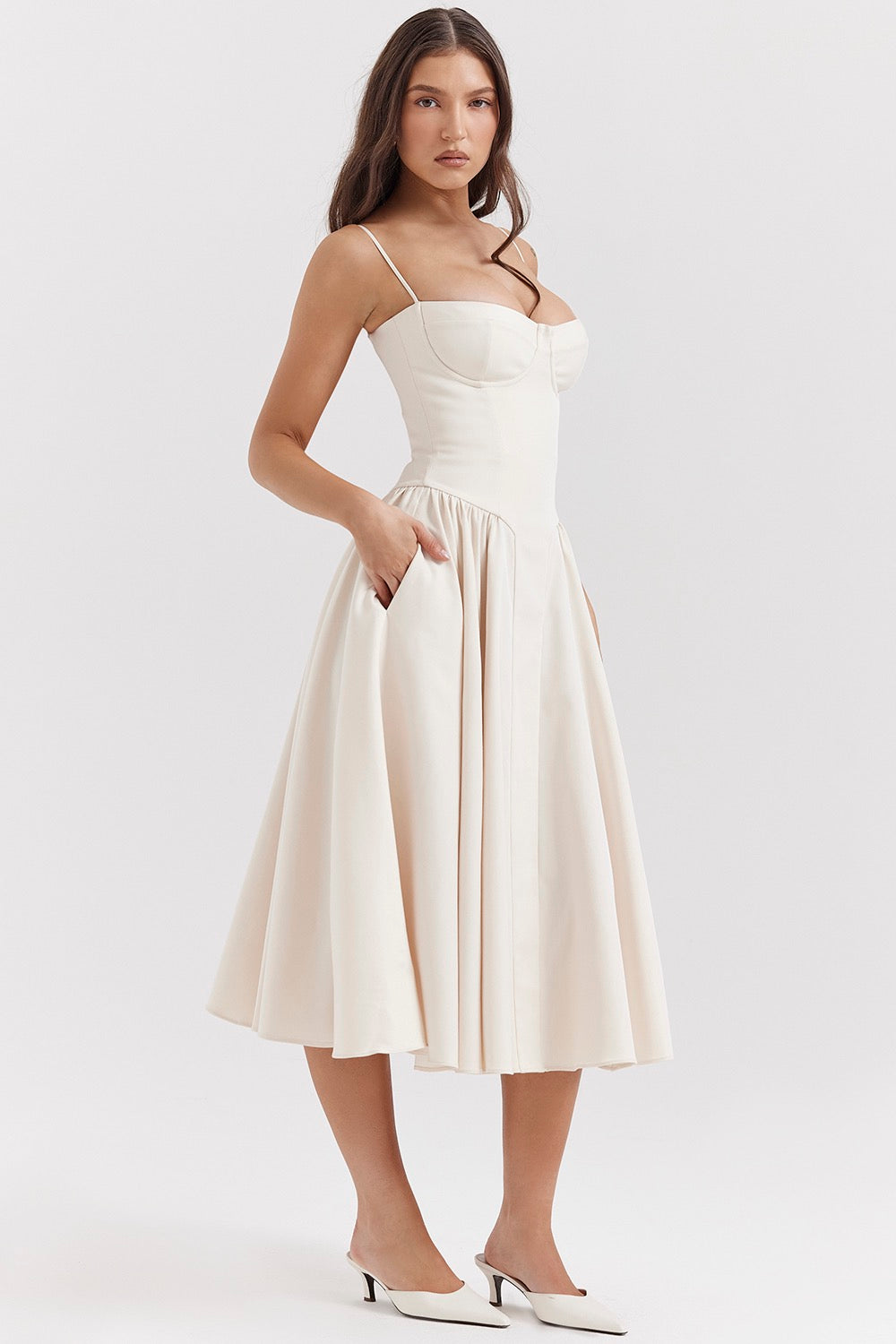 Phoebe - Vintage Sukienka Długa z Modnym Ramiączkiem