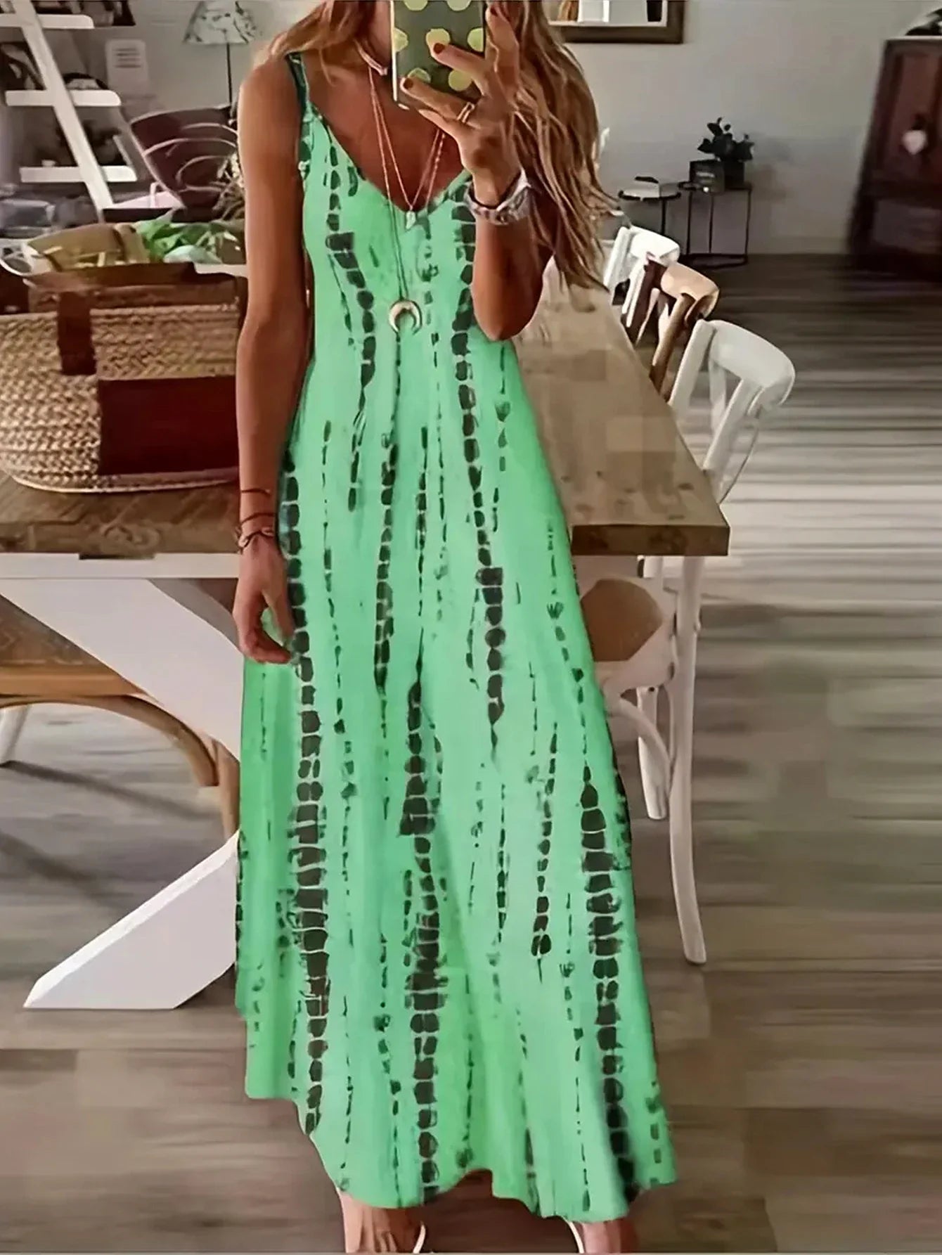 Seren - Damska sukienka maxi z dekoltem w serek i tie-dye