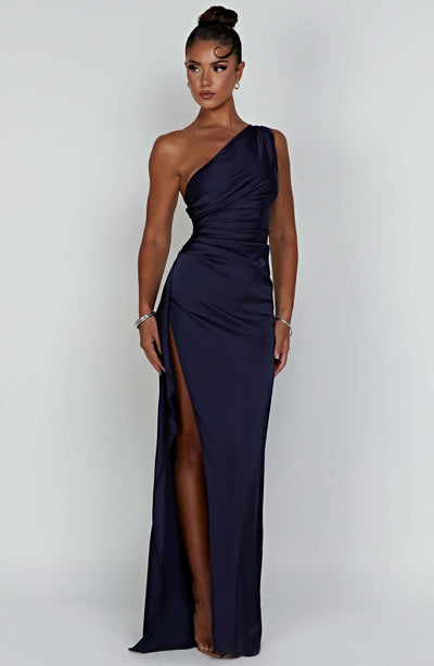 Saoirse - Sukienka Bodycon z Satyny na Jedno Ramię
