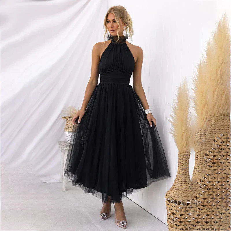 Pearlina - Elegancka Sukienka z Siatki z Wysokim Kołnierzem