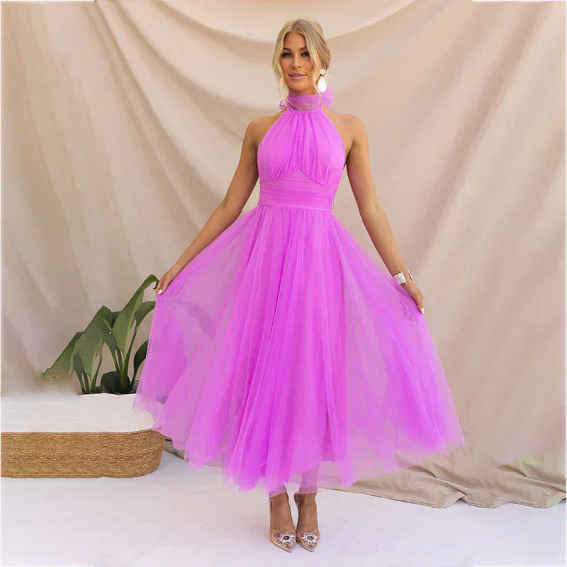Pearlina - Elegancka Sukienka z Siatki z Wysokim Kołnierzem